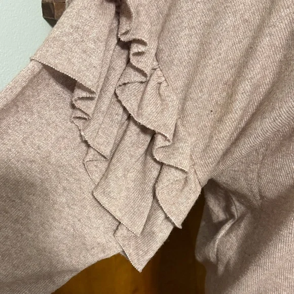 Ruffled Long Sleeve Sweater - Picture 2 of 7